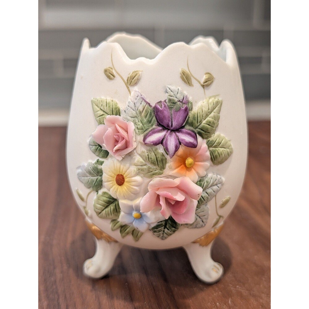 Vintage Lefton Porcelain Footed Egg Cup Vase